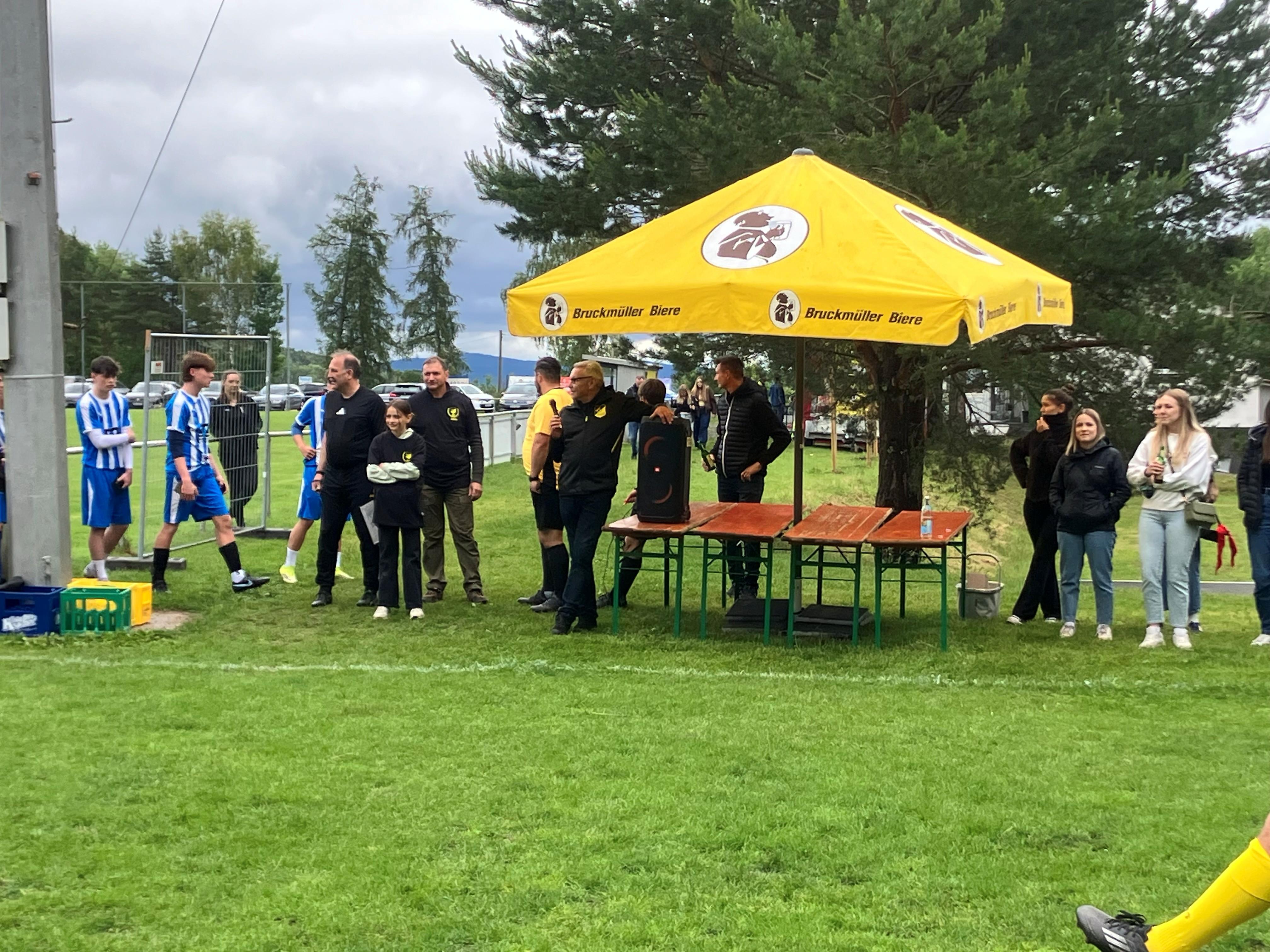 Aktivität am Sportgelände